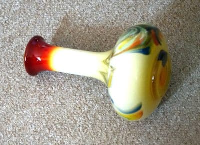 Stunning Vintage Art Glass Vase - Ideal / Wedding / Birthday Present - Image 2