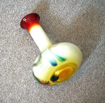 Stunning Vintage Art Glass Vase - Ideal / Wedding / Birthday Present - Image 6