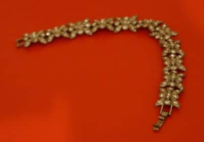 Beautiful Vintage Articulated Link Flower Monet Rhinestone Bracelet – Boxed Boxed Gold Rings Antique Bracelets 7