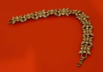 Beautiful Vintage Articulated Link Flower Monet Rhinestone Bracelet - Boxed - Image 5