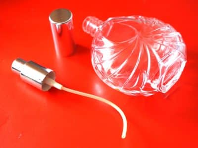 Vintage Clear Crystal French Perfume / Scent Atomiser - Ideal Gift / Present - Image 3