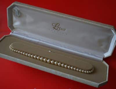 We Have in Our Store A Selection of Boxed Pearl Necklaces Black Boxed Pearl Necklace & Earrings Set Antique Jewellery 8
