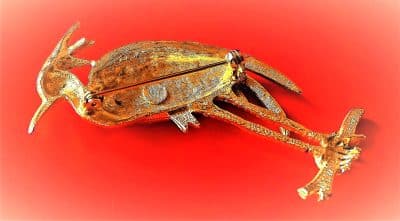 Large Vintage Gilt Rhinestone Peacock Brooch - Ideal Gift / Present - Image 4