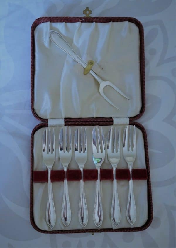 C1920 E.P.N.S. Boxed Set Pastry Forks – Wedding / Anniversary Gift Boxed Vintage Silver Plated Pastry Forks Antique Silver 3