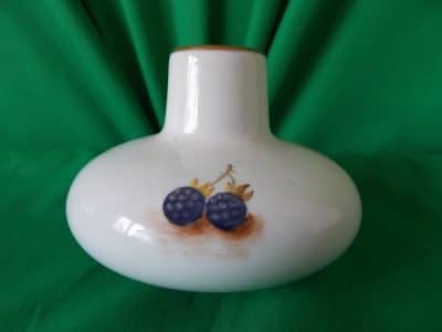 SOLD Worcester Fallen Fruits squat vase - Image 2