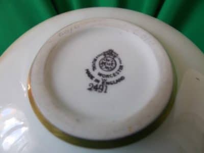 SOLD Worcester Fallen Fruits squat vase - Image 5