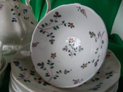 SOLD Victorian Rockingham Style hand painted tea set. - Image 4