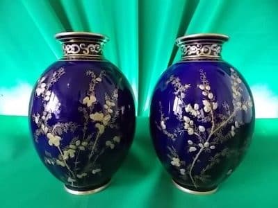 SOLD Fine pair Derby vases - Image 5