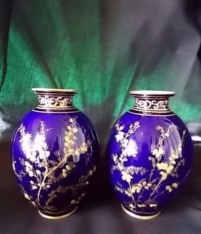 SOLD Fine pair Derby vases