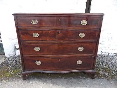 SOLD Georgian serpentine mahogany chest of drawers 18th Cent Antique Chest Of Drawers 3