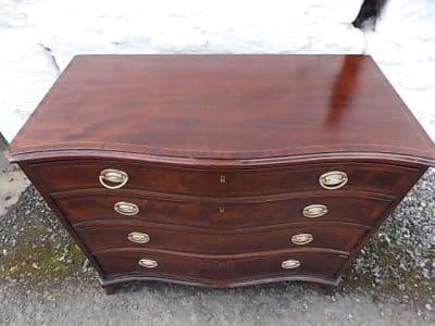 SOLD Georgian serpentine mahogany chest of drawers 18th Cent Antique Chest Of Drawers 6