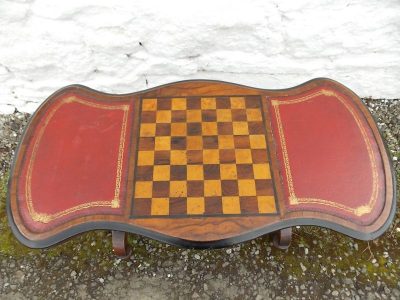 Victorian occasional chess stretcher table - Image 4