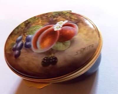 SOLD Worcester Fruits pill box ( Signed ) Antiques Scotland Antique Art 6