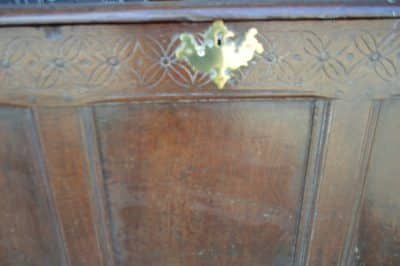 18th century Oak mule chest - Image 3