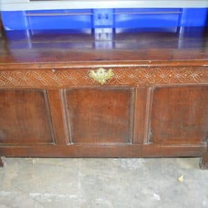 18th century Oak mule chest 18th Cent Antique Chest Of Drawers