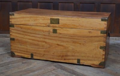 Camphor Wood Storage / Blanket Box SAI3299 Antique Boxes 10