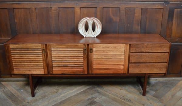 Mid Century Rosewood McIntosh Sideboard SAI2884 Antique Furniture 4
