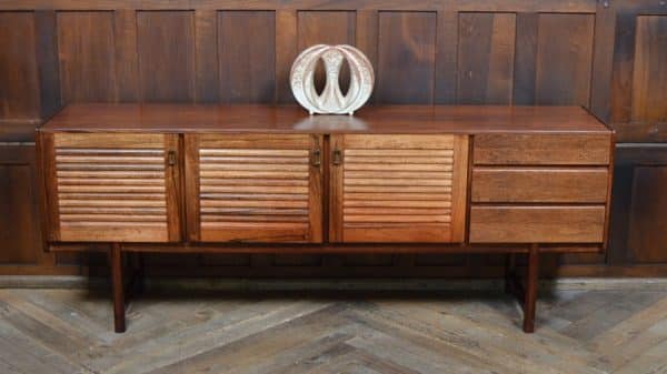 Mid Century Rosewood McIntosh Sideboard SAI2884 Antique Furniture 16