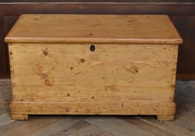 Victorian Pine Blanket / Storage Box SAI3097 - Image 7