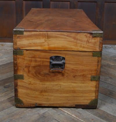 Camphor Wood Storage / Blanket Box SAI3299 Antique Boxes 8