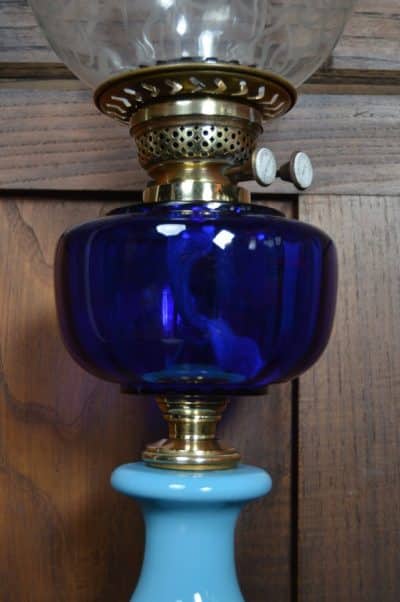 Blue Victorian Oil/ Paraffin Lamp SAI3192 Antique Lighting 9