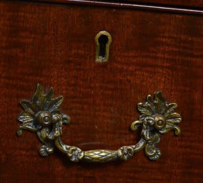Edwardian Mahogany Serpentine Front Chest Of Drawers SAI3337 - Image 4