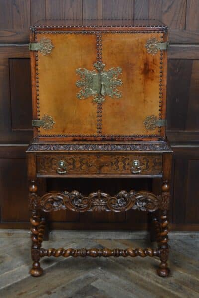 Jacobean Style Leather And Oak Cabinet SAI3331 - Image 17