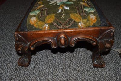 A Victorian Tanzi foot stool - Image 4
