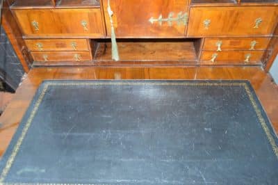 George II walnut secretaire/escritoire - Image 6