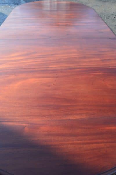 Large Victorian extending dining table - Image 3