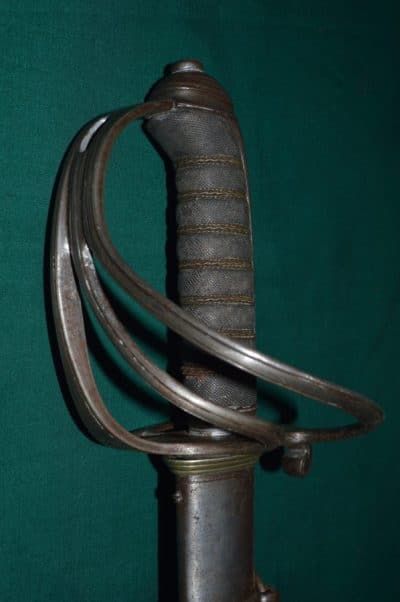 Rare Scottish basket hilt artillery sword - Image 3