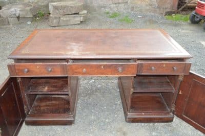 Early Victorian Mahogany Partners Desk 19th century Antique Desks 5
