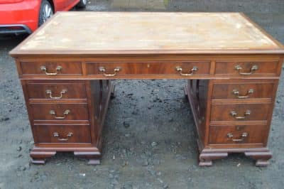 Victorian Mahogany Partners desk - Image 5
