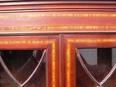 Edwardian astrigal glazed two door mahogany bookcase - Image 4