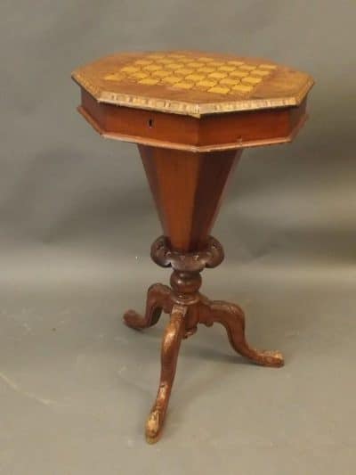A Victorian parquetry inlaid trumpet table. Antique Miscellaneous 5