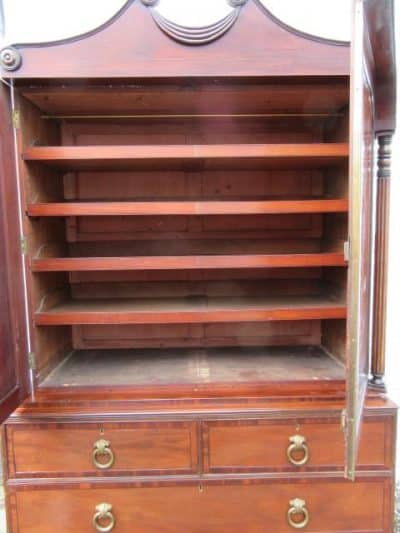 SOLD Georgian mahogany linen press (Irish) - Image 4