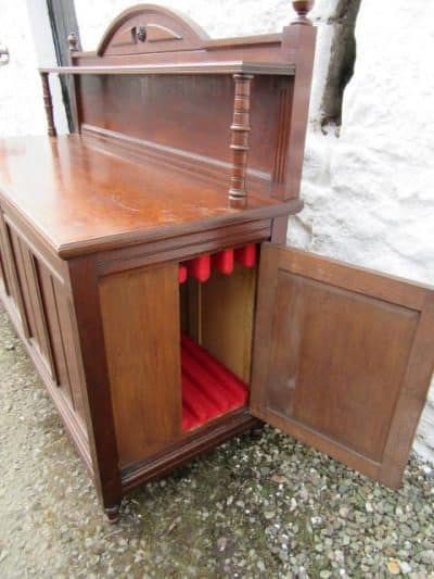 SOLD Victorian oak table leaf holding sideboard 19th century Antique Furniture 3