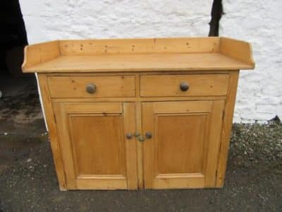 Victorian pine kitchen dresser 19th century Antique Furniture 3