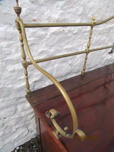 Important H Mower & Stephenson Georgian mahogany brass gallery mahogany sideboard - Image 6