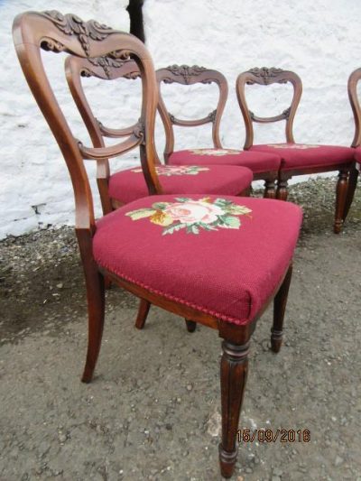 Set six carved rosewood balloon back dining chairs - Image 2
