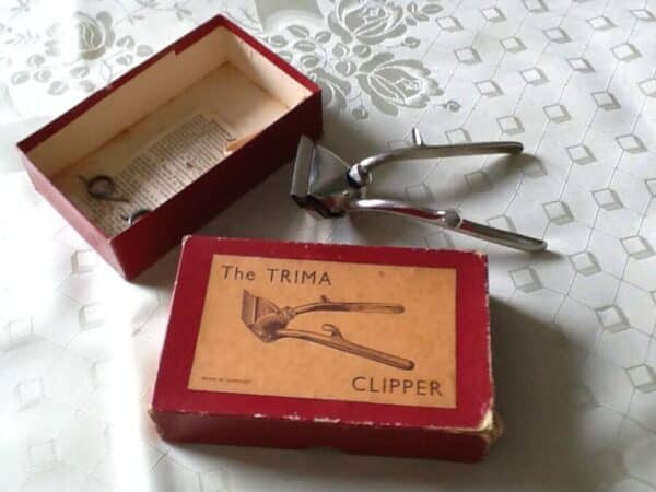 HAIR CLIPPERS FROM THE 1930’S Antique Collectibles 5