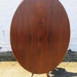 Victorian walnut tilt top Loo table. 19th century Antique Furniture