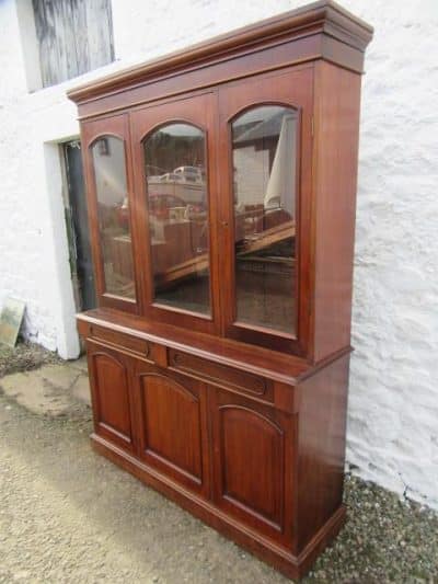 Victorian three door mahogany library bookcase - Image 3