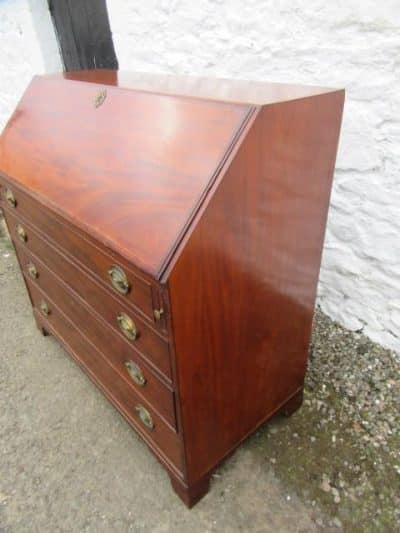 Georgian Gentleman’s Mahogany Fall Front Bureau. 18th Cent Antique Desks 4