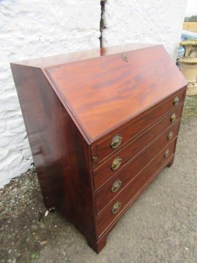 Georgian Gentleman’s Mahogany Fall Front Bureau. 18th Cent Antique Desks 5