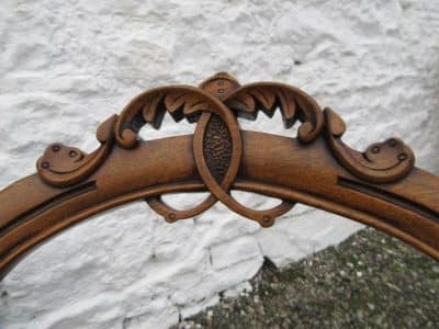 Set of Victorian carved walnut balloon back dining chairs. - Image 4