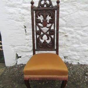 Victorian carved high back oak hall chair 19th century Antique Chairs