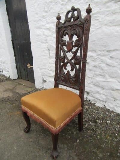 Victorian carved high back oak hall chair 19th century Antique Chairs 4