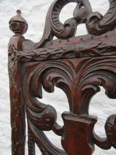 Victorian carved high back oak hall chair - Image 4