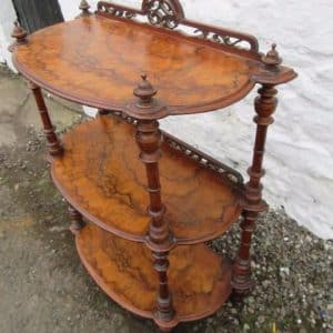 Victorian figured walnut three tire wotnot 19th century Antique Furniture